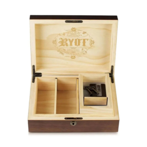 RYOT Humidor Walnut Combo Box 8x11